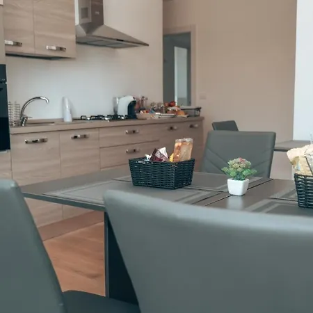 Aschenez B&B 레조디칼라브리아