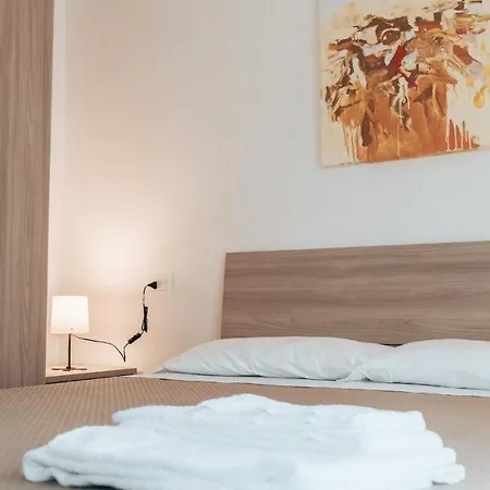 Aschenez 4* Reggio di Calabria