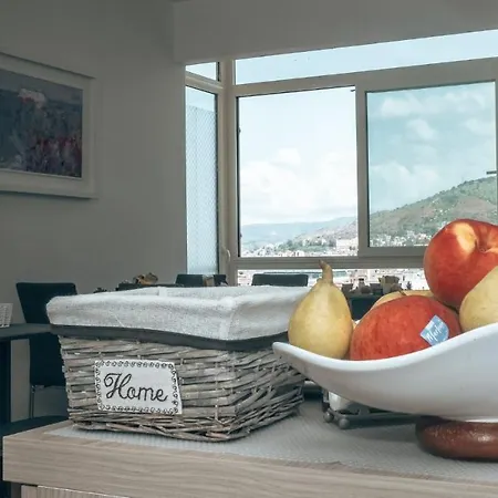 Aschenez Oda ve Kahvaltı 4*