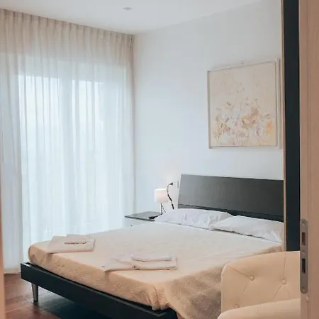Aschenez Bed & Breakfast