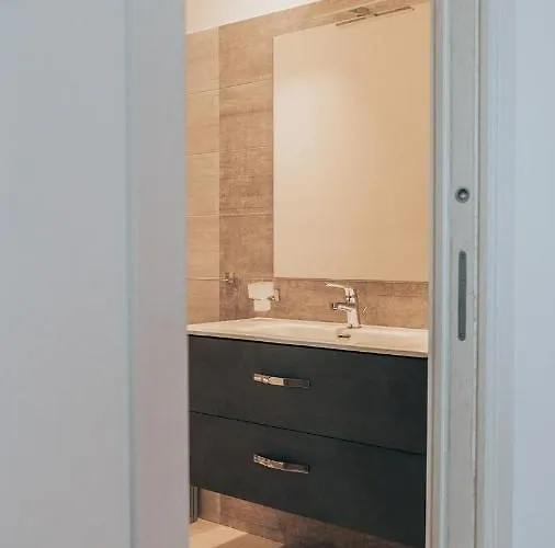 Aschenez Bed & Breakfast